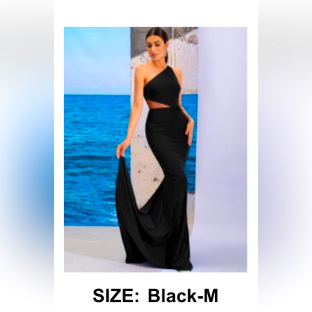 NWT long  black dress size Medium